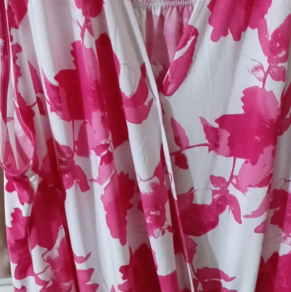 INC surplice tank
